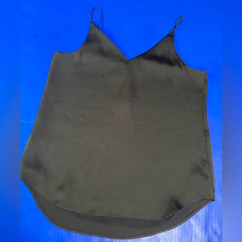 Express NWOT Black V-Neck Camisole Top Size XS